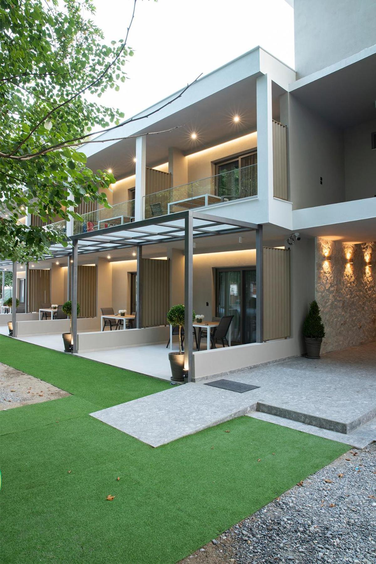 Olympus Suites Paralia Pantaleimonos Exterior foto